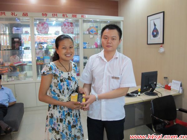 廣聯(lián)12周年店慶手機感恩價12元