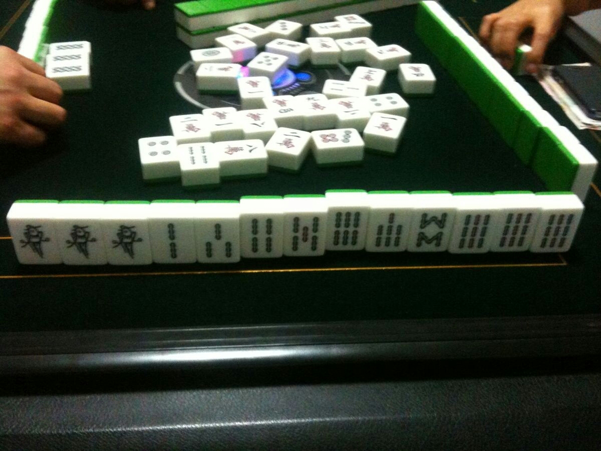 出牌