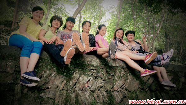 乾坤秀萃 武當(dāng)之巔 （公司2013年度員工旅游照片）