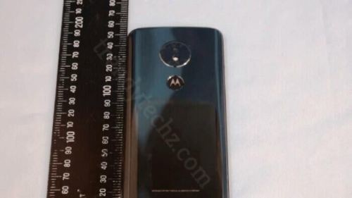 moto G6 play意外曝光 依舊滿滿摩托味