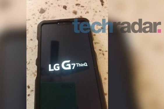 LG G7 ThinQ諜照：劉海屏/專屬AI按鍵