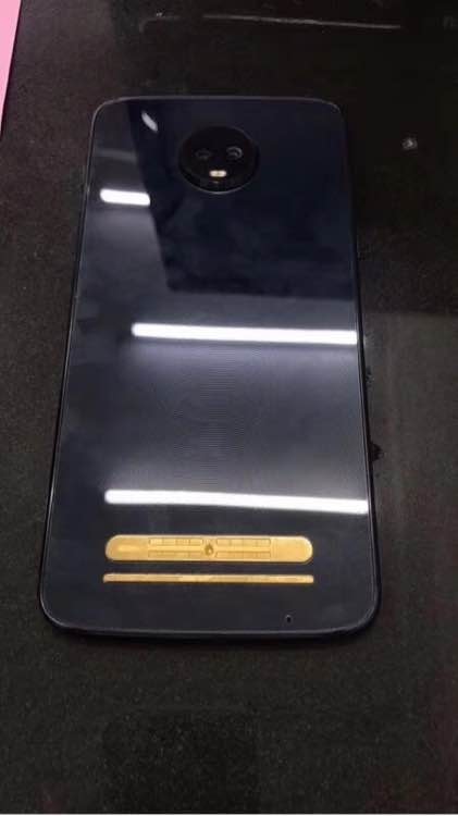 moto Z3 Play曝光 或取消3.5mm耳機(jī)插孔