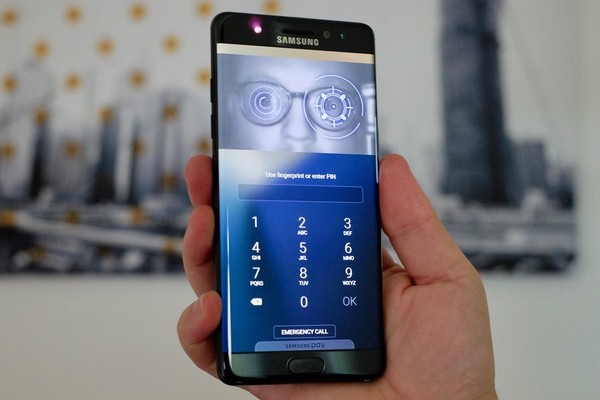 三星Galaxy S10或?qū)仐壓缒呙鑳x