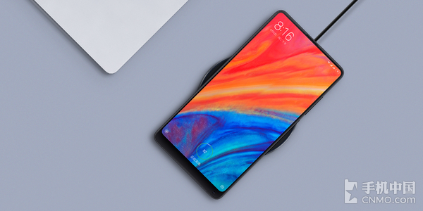 小米推新款無線充電器 10W快充僅售69元
