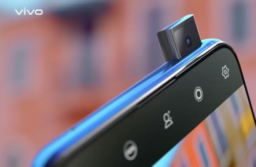 vivo V15 Pro宣傳視頻曝光 后置三攝真機提前感受下